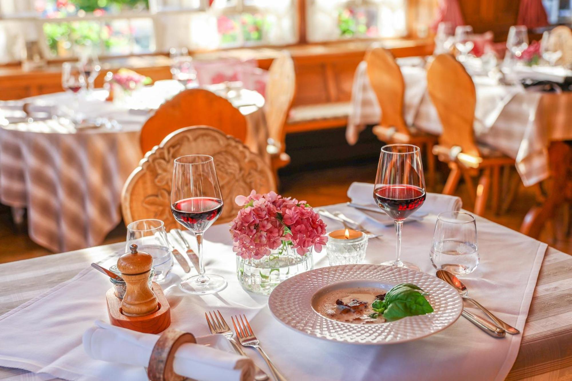 Hotel-Gasthaus Goldener Engel Glottertal Eksteriør billede