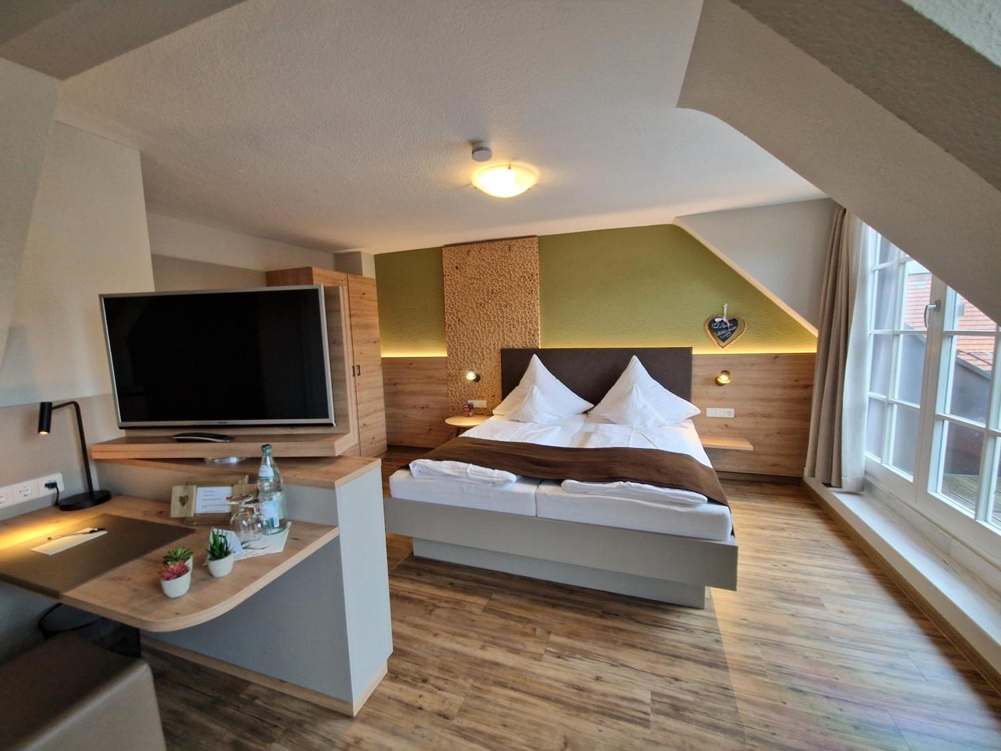 Hotel-Gasthaus Goldener Engel Glottertal Eksteriør billede