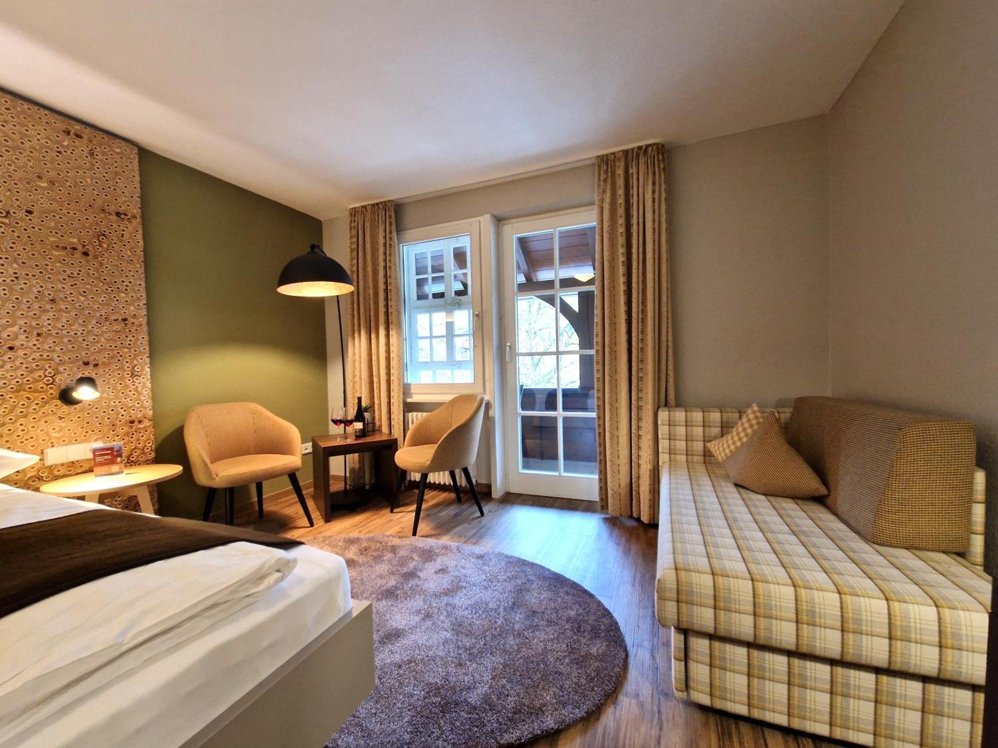 Hotel-Gasthaus Goldener Engel Glottertal Eksteriør billede