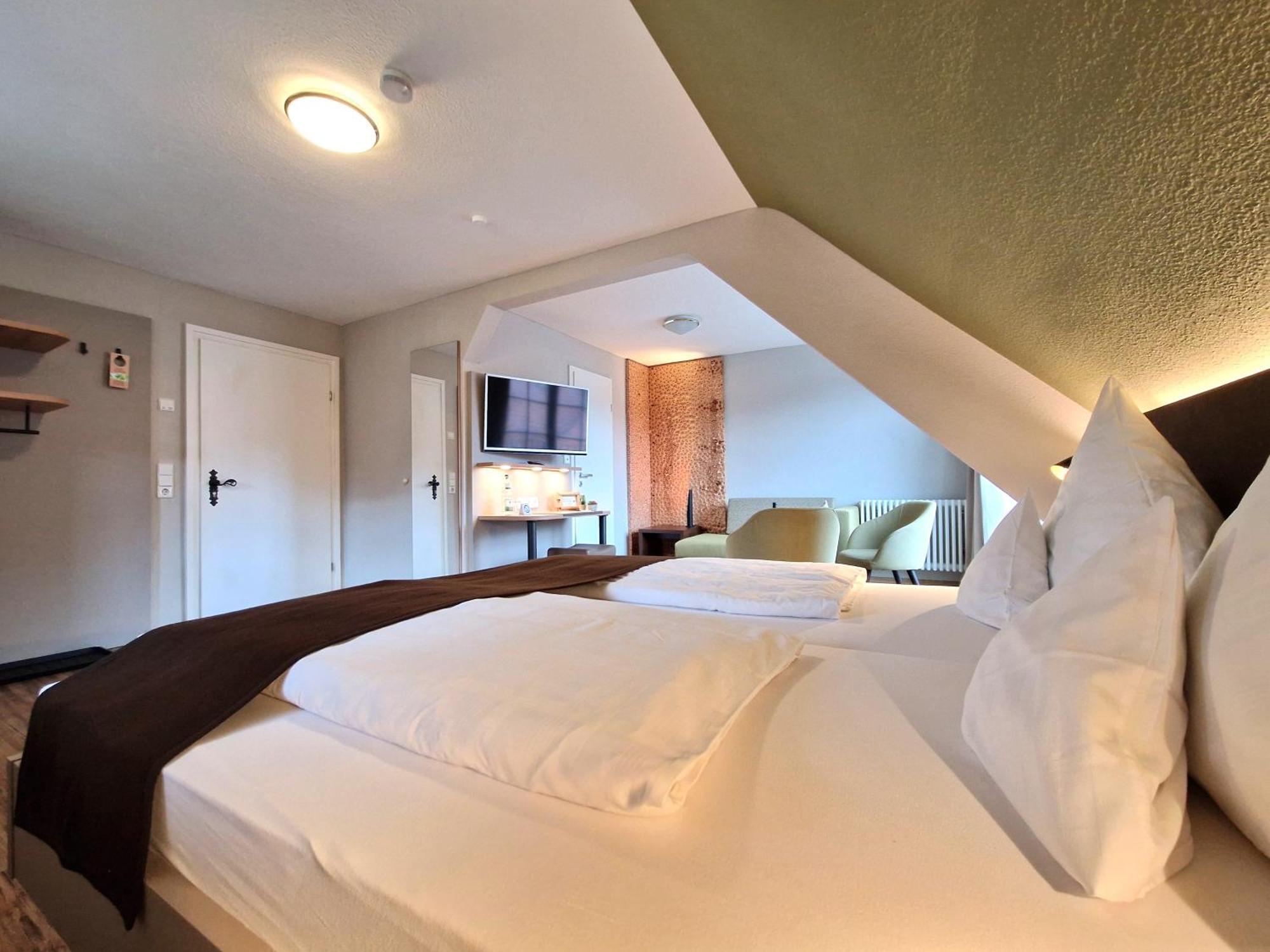 Hotel-Gasthaus Goldener Engel Glottertal Eksteriør billede