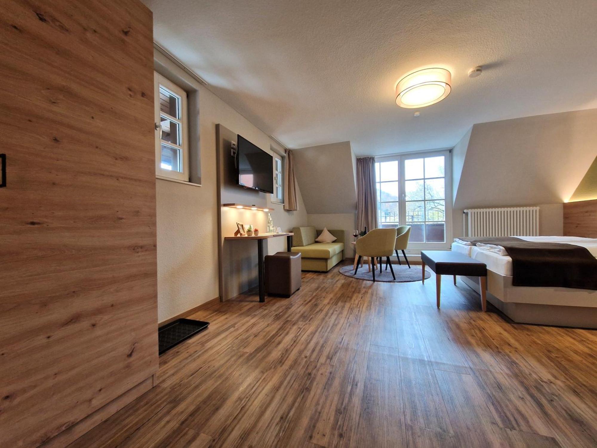 Hotel-Gasthaus Goldener Engel Glottertal Eksteriør billede